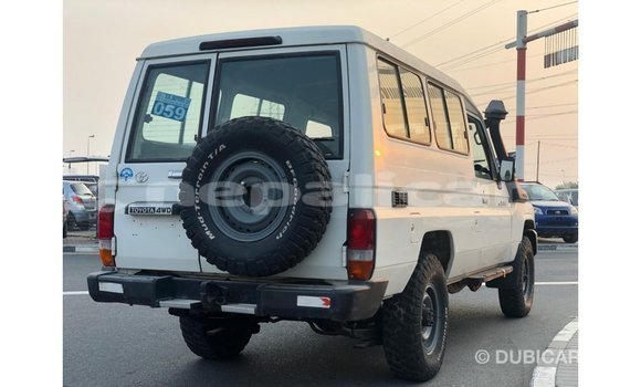 Buy Import Toyota Land Cruiser White Car in Import - Dubai in Bagmati Buy Import Toyota Land Cruiser White Car in Import - Dubai in Bagmati
