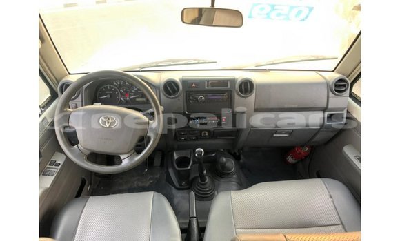 Buy Import Toyota Land Cruiser White Car in Import - Dubai in Bagmati Buy Import Toyota Land Cruiser White Car in Import - Dubai in Bagmati