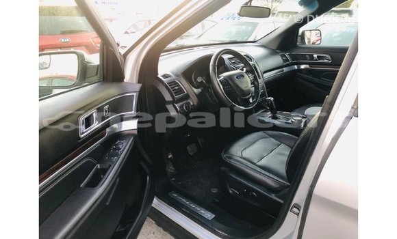Buy Import Ford Explorer Other Car in Import - Dubai in Bagmati Buy Import Ford Explorer Other Car in Import - Dubai in Bagmati