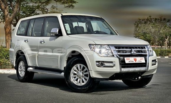 Buy Import Mitsubishi Pajero White Car in Import - Dubai in Bagmati