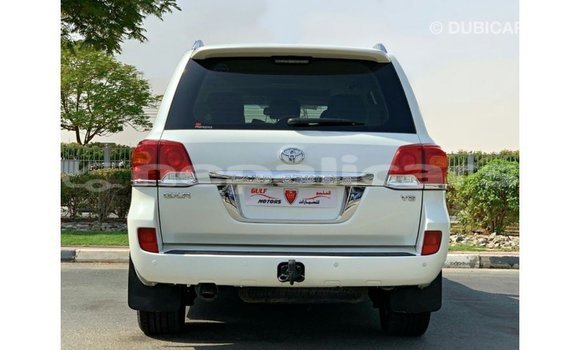 Buy Import Toyota Land Cruiser White Car in Import - Dubai in Bagmati Buy Import Toyota Land Cruiser White Car in Import - Dubai in Bagmati