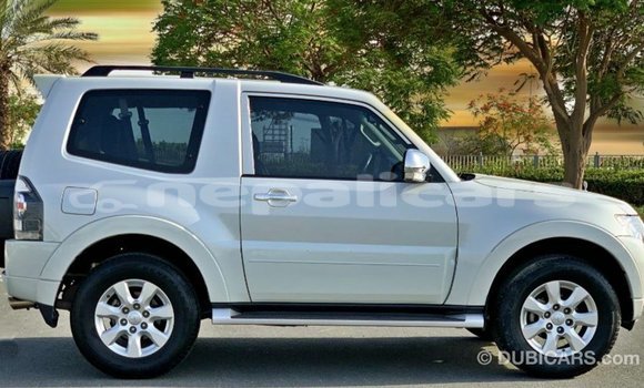 Buy Import Mitsubishi Pajero White Car in Import - Dubai in Bagmati Buy Import Mitsubishi Pajero White Car in Import - Dubai in Bagmati