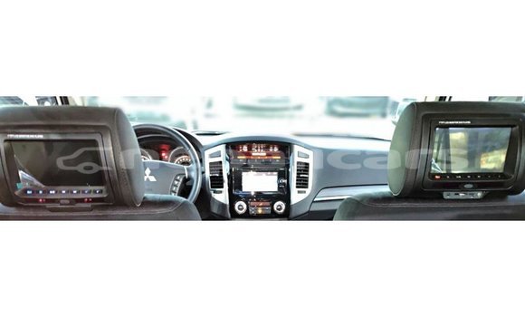 Buy Import Mitsubishi Pajero White Car in Import - Dubai in Bagmati Buy Import Mitsubishi Pajero White Car in Import - Dubai in Bagmati