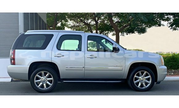 Buy Import GMC Yukon Other Car in Import - Dubai in Bagmati Buy Import GMC Yukon Other Car in Import - Dubai in Bagmati
