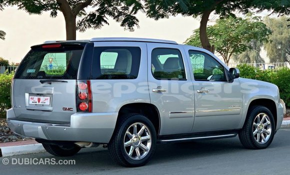 Buy Import GMC Yukon Other Car in Import - Dubai in Bagmati Buy Import GMC Yukon Other Car in Import - Dubai in Bagmati