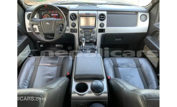 Buy Import Ford Club Wagon Beige Car in Import - Dubai in Bagmati Buy Import Ford Club Wagon Beige Car in Import - Dubai in Bagmati
