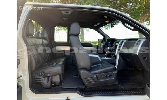 Buy Import Ford Club Wagon Beige Car in Import - Dubai in Bagmati Buy Import Ford Club Wagon Beige Car in Import - Dubai in Bagmati