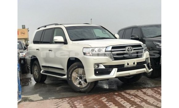 Buy Import Toyota Land Cruiser White Car in Import - Dubai in Bagmati