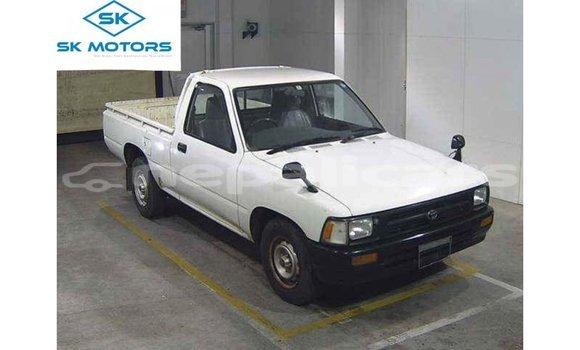Buy Import Toyota Hilux White Car in Import - Dubai in Bagmati Buy Import Toyota Hilux White Car in Import - Dubai in Bagmati