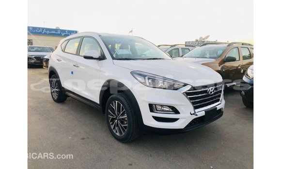 Buy Import Hyundai Tucson White Car in Import - Dubai in Bagmati Buy Import Hyundai Tucson White Car in Import - Dubai in Bagmati