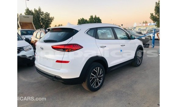 Buy Import Hyundai Tucson White Car in Import - Dubai in Bagmati Buy Import Hyundai Tucson White Car in Import - Dubai in Bagmati