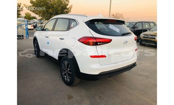 Buy Import Hyundai Tucson White Car in Import - Dubai in Bagmati Buy Import Hyundai Tucson White Car in Import - Dubai in Bagmati