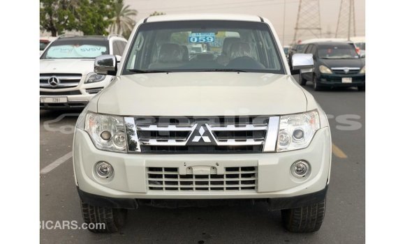 Buy Import Mitsubishi Pajero White Car in Import - Dubai in Bagmati Buy Import Mitsubishi Pajero White Car in Import - Dubai in Bagmati