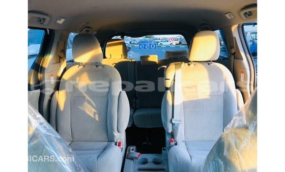 Buy Import Toyota Sienna White Car in Import - Dubai in Bagmati Buy Import Toyota Sienna White Car in Import - Dubai in Bagmati