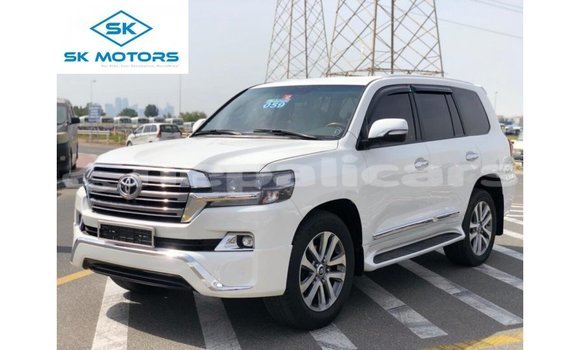 Buy Import Toyota Land Cruiser White Car in Import - Dubai in Bagmati Buy Import Toyota Land Cruiser White Car in Import - Dubai in Bagmati