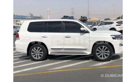 Buy Import Toyota Land Cruiser White Car in Import - Dubai in Bagmati Buy Import Toyota Land Cruiser White Car in Import - Dubai in Bagmati