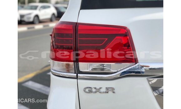 Buy Import Toyota Land Cruiser White Car in Import - Dubai in Bagmati Buy Import Toyota Land Cruiser White Car in Import - Dubai in Bagmati
