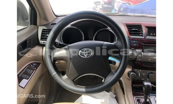 Buy Import Toyota Highlander Other Car in Import - Dubai in Bagmati Buy Import Toyota Highlander Other Car in Import - Dubai in Bagmati