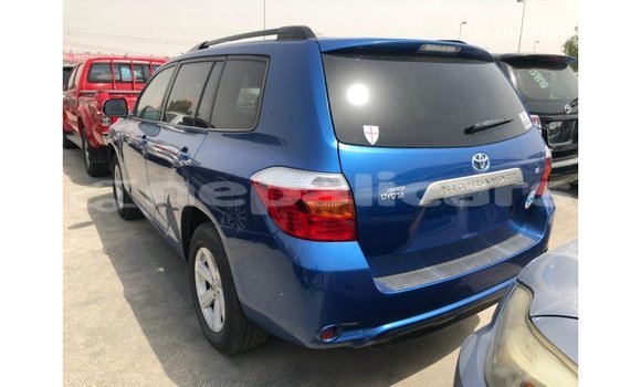 Buy Import Toyota Highlander Blue Car in Import - Dubai in Bagmati Buy Import Toyota Highlander Blue Car in Import - Dubai in Bagmati