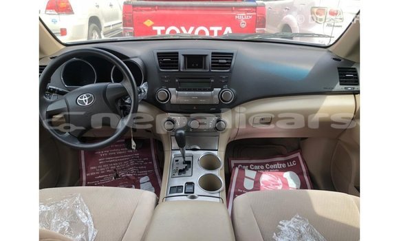 Buy Import Toyota Highlander Blue Car in Import - Dubai in Bagmati Buy Import Toyota Highlander Blue Car in Import - Dubai in Bagmati