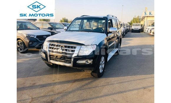 Buy Import Mitsubishi Pajero Black Car in Import - Dubai in Bagmati Buy Import Mitsubishi Pajero Black Car in Import - Dubai in Bagmati