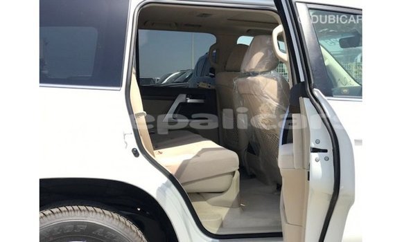 Buy Import Toyota Land Cruiser White Car in Import - Dubai in Bagmati Buy Import Toyota Land Cruiser White Car in Import - Dubai in Bagmati