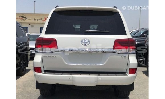 Buy Import Toyota Land Cruiser White Car in Import - Dubai in Bagmati Buy Import Toyota Land Cruiser White Car in Import - Dubai in Bagmati