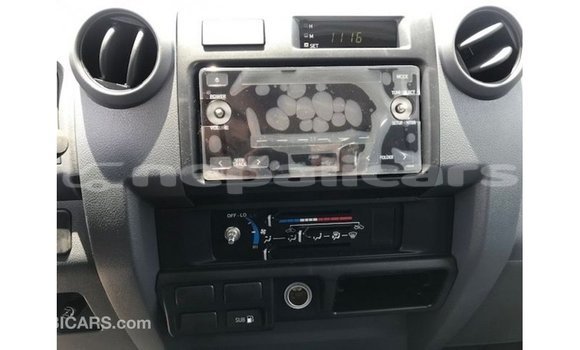 Buy Import Toyota Land Cruiser White Car in Import - Dubai in Bagmati Buy Import Toyota Land Cruiser White Car in Import - Dubai in Bagmati