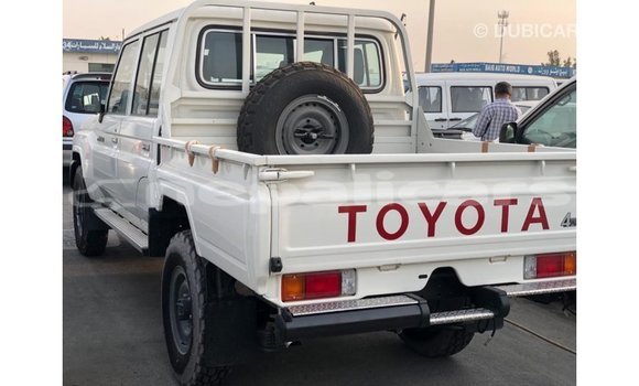 Buy Import Toyota Land Cruiser White Car in Import - Dubai in Bagmati Buy Import Toyota Land Cruiser White Car in Import - Dubai in Bagmati