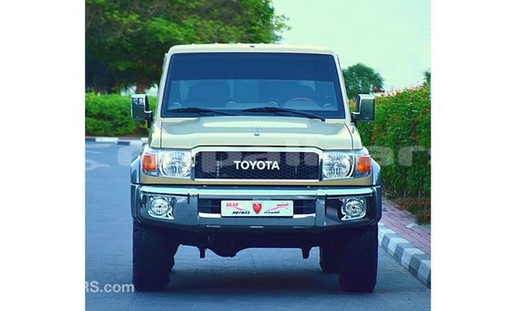 Buy Import Toyota Land Cruiser Beige Car in Import - Dubai in Bagmati Buy Import Toyota Land Cruiser Beige Car in Import - Dubai in Bagmati