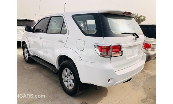 Buy Import Toyota Fortuner White Car in Import - Dubai in Bagmati Buy Import Toyota Fortuner White Car in Import - Dubai in Bagmati