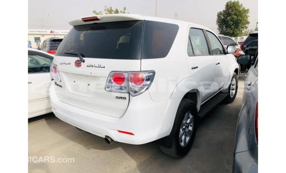 Buy Import Toyota Fortuner White Car in Import - Dubai in Bagmati Buy Import Toyota Fortuner White Car in Import - Dubai in Bagmati