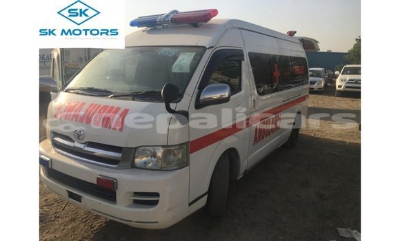 Buy Import Toyota Hiace White Car in Import - Dubai in Bagmati Buy Import Toyota Hiace White Car in Import - Dubai in Bagmati
