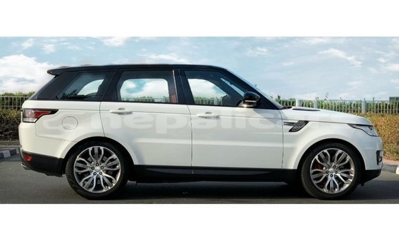 Buy Import Land Rover Range Rover White Car in Import - Dubai in Bagmati Buy Import Land Rover Range Rover White Car in Import - Dubai in Bagmati