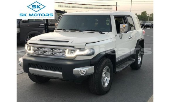 Buy Import Toyota FJ Cruiser White Car in Import - Dubai in Bagmati Buy Import Toyota FJ Cruiser White Car in Import - Dubai in Bagmati