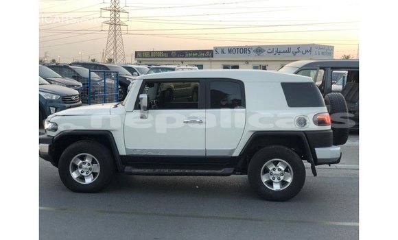Buy Import Toyota FJ Cruiser White Car in Import - Dubai in Bagmati Buy Import Toyota FJ Cruiser White Car in Import - Dubai in Bagmati