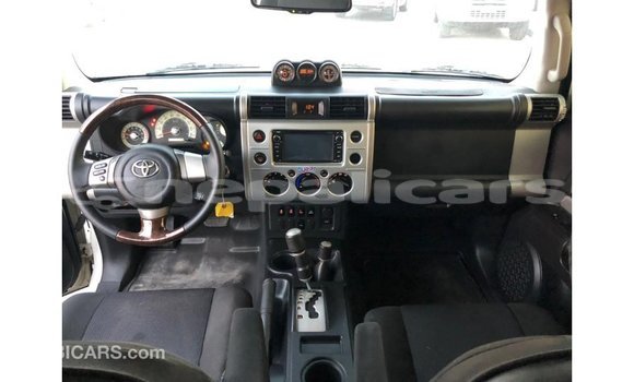 Buy Import Toyota FJ Cruiser White Car in Import - Dubai in Bagmati Buy Import Toyota FJ Cruiser White Car in Import - Dubai in Bagmati