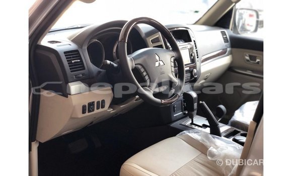 Buy Import Mitsubishi Pajero Other Car in Import - Dubai in Bagmati Buy Import Mitsubishi Pajero Other Car in Import - Dubai in Bagmati