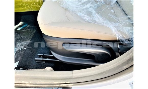 Buy Import Hyundai Elantra White Car in Import - Dubai in Bagmati Buy Import Hyundai Elantra White Car in Import - Dubai in Bagmati