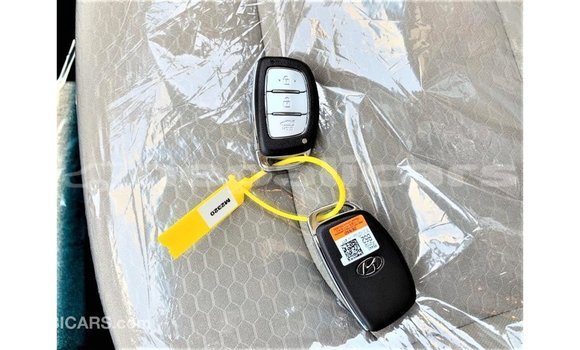 Buy Import Hyundai Elantra White Car in Import - Dubai in Bagmati Buy Import Hyundai Elantra White Car in Import - Dubai in Bagmati