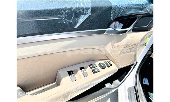 Buy Import Hyundai Elantra White Car in Import - Dubai in Bagmati Buy Import Hyundai Elantra White Car in Import - Dubai in Bagmati