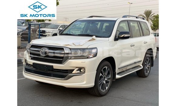 Buy Import Toyota Land Cruiser White Car in Import - Dubai in Bagmati Buy Import Toyota Land Cruiser White Car in Import - Dubai in Bagmati
