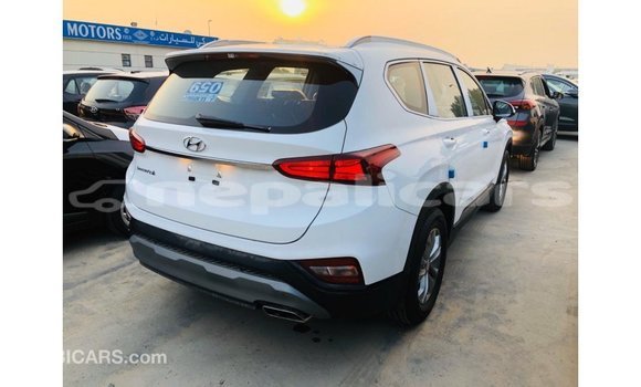Buy Import Hyundai Santa Fe White Car in Import - Dubai in Bagmati Buy Import Hyundai Santa Fe White Car in Import - Dubai in Bagmati