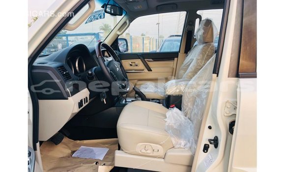 Buy Import Mitsubishi Pajero White Car in Import - Dubai in Bagmati Buy Import Mitsubishi Pajero White Car in Import - Dubai in Bagmati