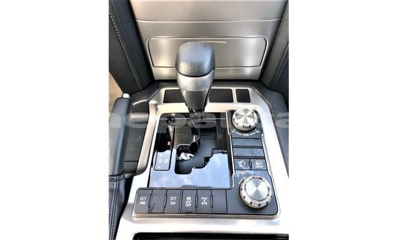 Buy Import Toyota Land Cruiser Other Car in Import - Dubai in Bagmati Buy Import Toyota Land Cruiser Other Car in Import - Dubai in Bagmati