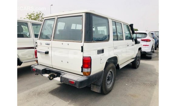 Buy Import Toyota Land Cruiser White Car in Import - Dubai in Bagmati Buy Import Toyota Land Cruiser White Car in Import - Dubai in Bagmati