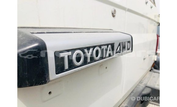 Buy Import Toyota Land Cruiser White Car in Import - Dubai in Bagmati Buy Import Toyota Land Cruiser White Car in Import - Dubai in Bagmati