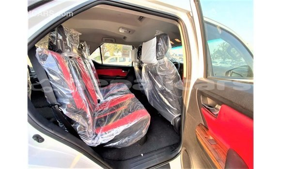 Buy Import Toyota Fortuner White Car in Import - Dubai in Bagmati Buy Import Toyota Fortuner White Car in Import - Dubai in Bagmati