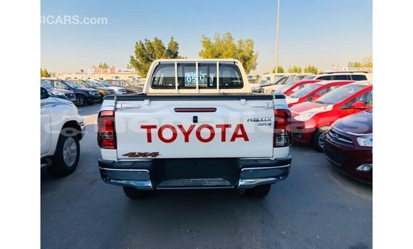 Buy Import Toyota Hilux White Car in Import - Dubai in Bagmati Buy Import Toyota Hilux White Car in Import - Dubai in Bagmati