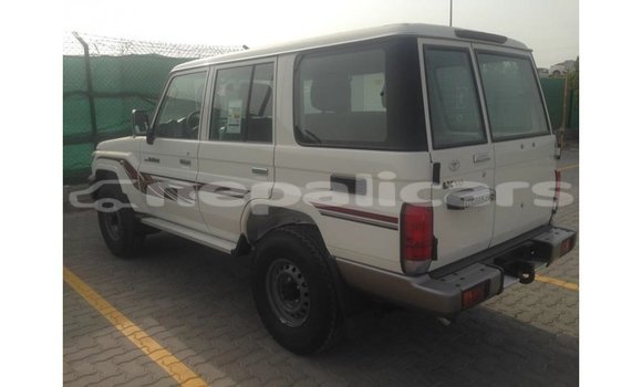 Buy Import Toyota Land Cruiser White Car in Import - Dubai in Bagmati Buy Import Toyota Land Cruiser White Car in Import - Dubai in Bagmati